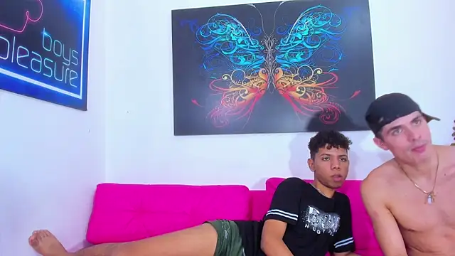 Spicy_guys webcam