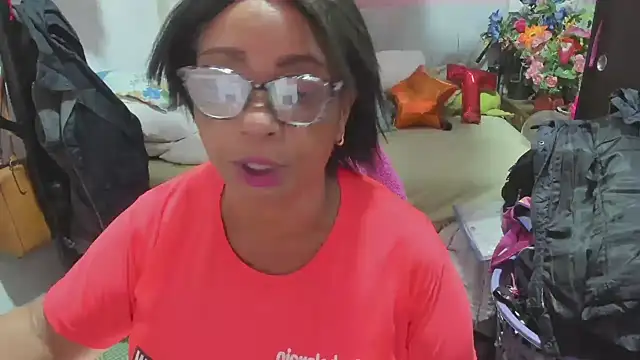Mrs_mommy_ webcam