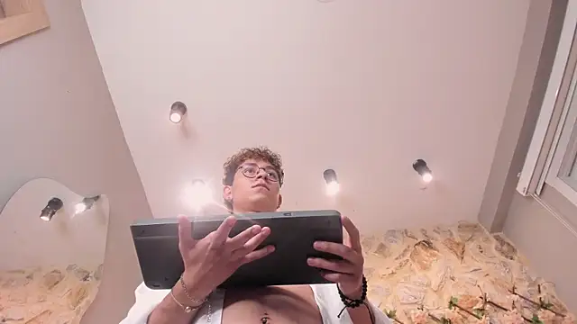 AngeloBellini webcam