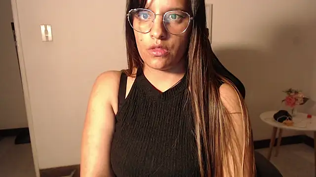 Ivvy_Bloom webcam