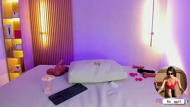 liah_cleir webcam