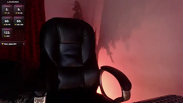 Liz_raven webcam