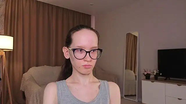 BettyBrowni webcam