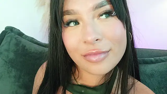 mia_roux1 webcam