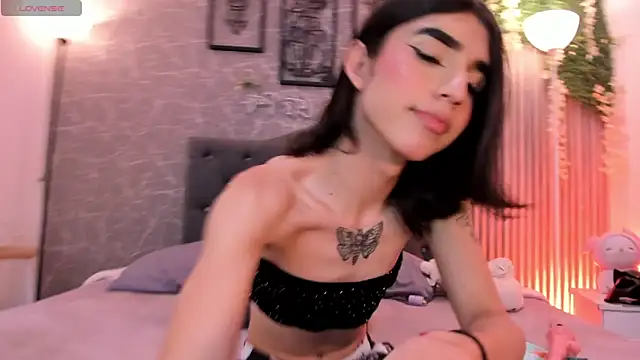 lana_gill1 webcam