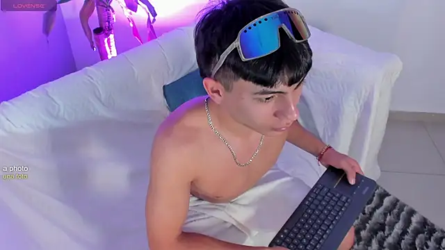 EthanSantori webcam