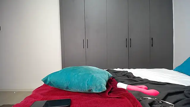 Pretty_Liya08 live sex cam