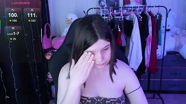 AmyVibess webcam