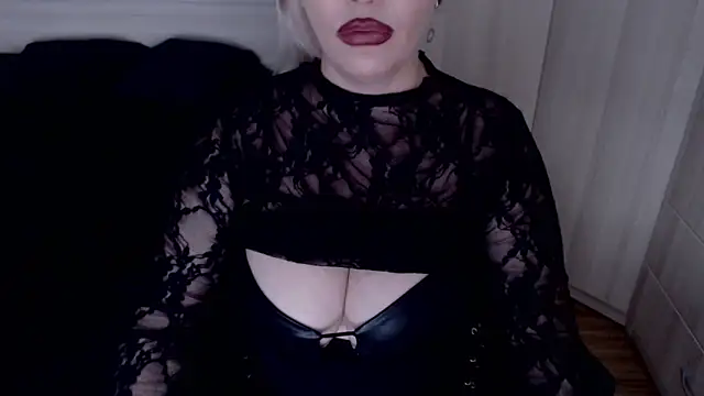 MistressDemi webcam