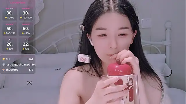 美女BingLin-在线直播