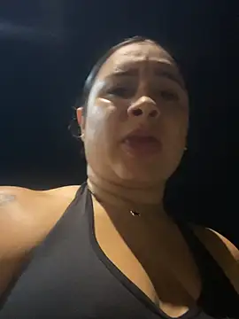 Pretty_Isadora webcam