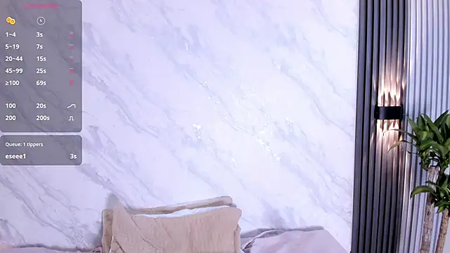 Monika-Ruiz webcam