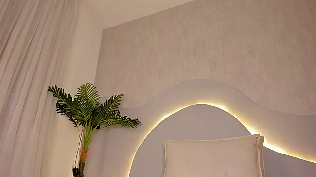 CannelaSmith webcam