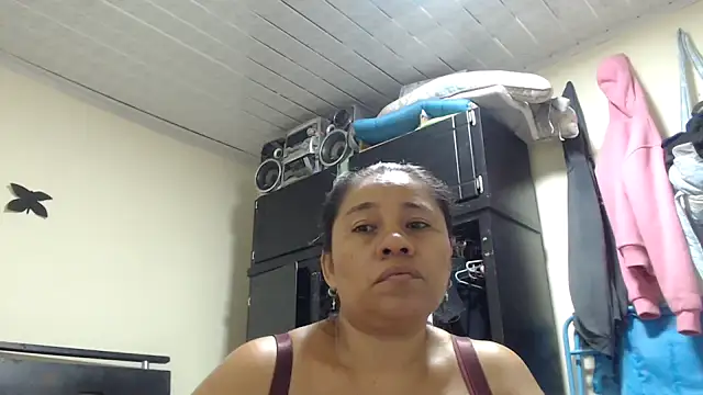 adrixxx38 webcam