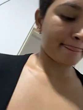 Lily____ webcam