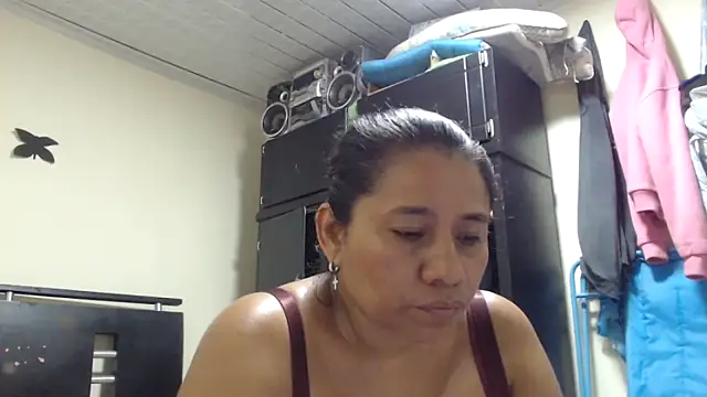 adrixxx38 webcam