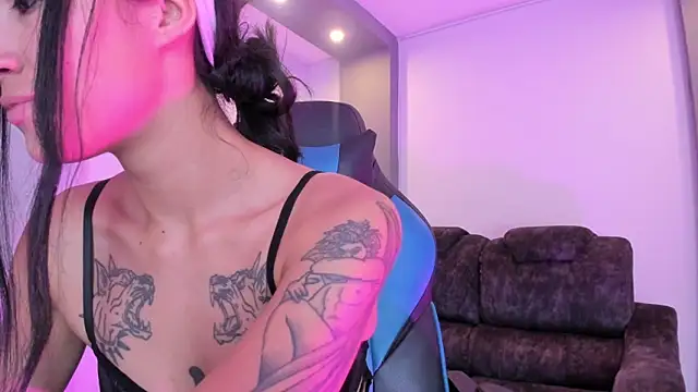 jessi_lemuss - Jessi_lemuss's free webcam - UK Sex Cams