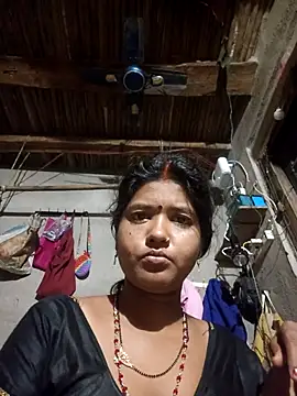Horny-Rashi webcam