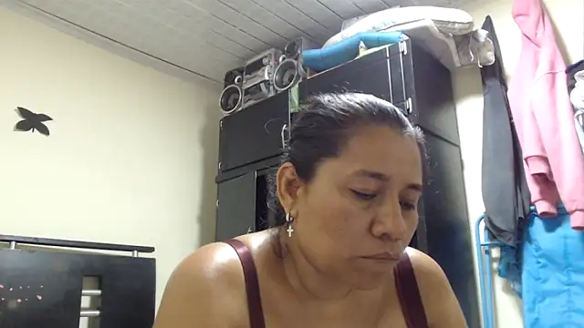 adrixxx38 webcam