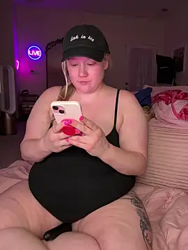 PiggyRose webcam