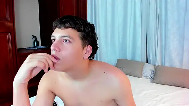 dennis_hills