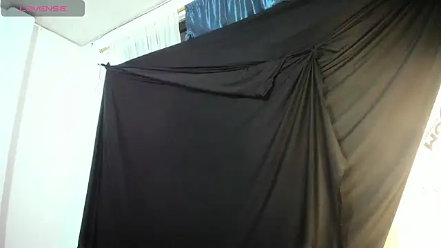 latinaStepmom webcam