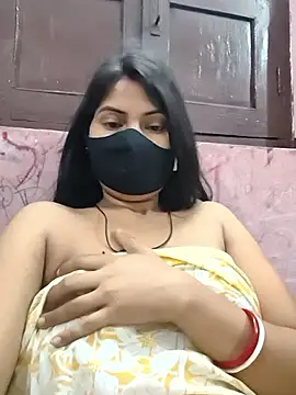 Miss_Aayushi's live cam