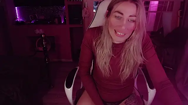 AnnieGOld_ webcam