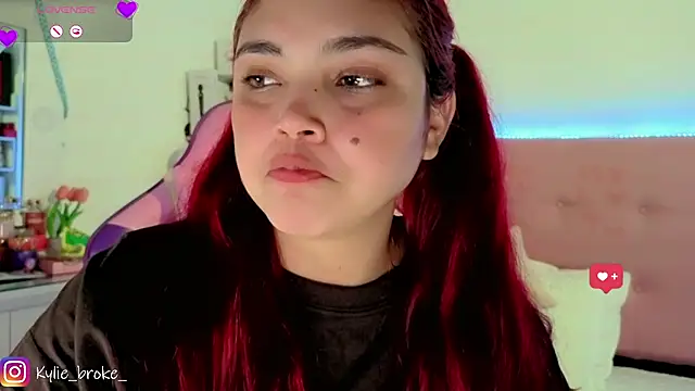 Kylie_brokee webcam
