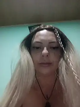 madelaine- webcam
