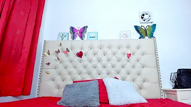 celena_wonder webcam