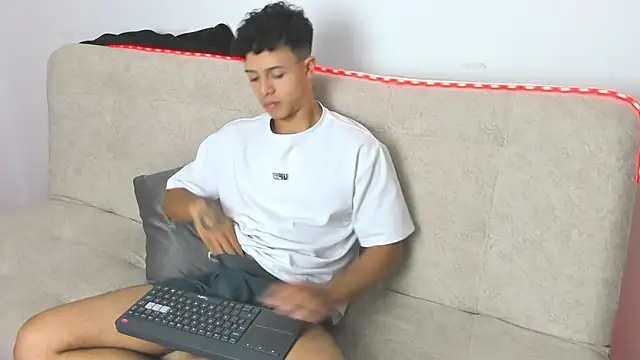 _Alex_Colton webcam