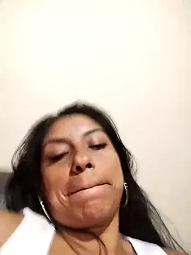 AngelicaStorms webcam