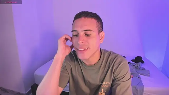 Axel__fierro webcam