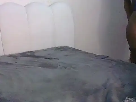 Switdelfy live sex cam