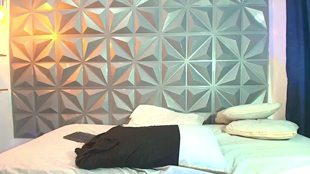 Emmy_lander1 webcam