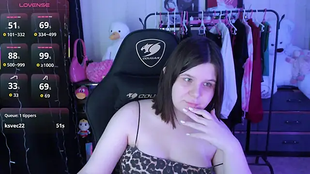 AmyVibess webcam