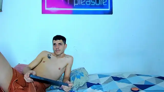 Pleasure_boys_hot webcam