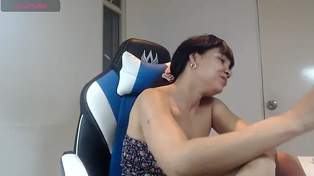 KittyKardy webcam