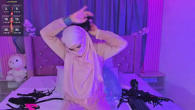 Nayla-Mouna webcam