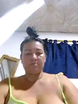 lupita_2023 webcam