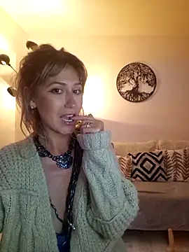 CelynaRoss webcam