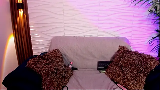 Suxan_White_ webcam