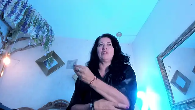 LADY_HELLEN webcam