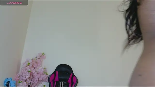 HollyJorda webcam