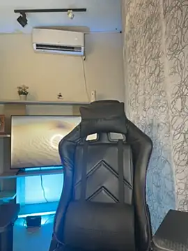 saracaball_ webcam