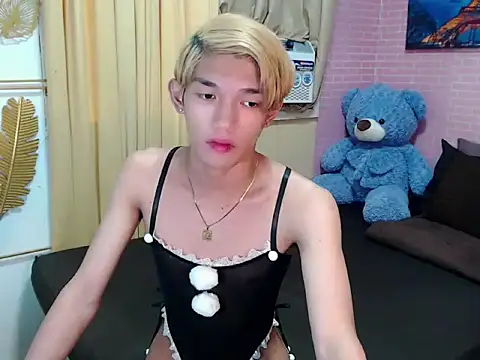 urasian_john18 webcam