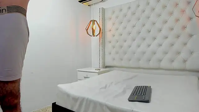 JEAN_LEWIS2 webcam