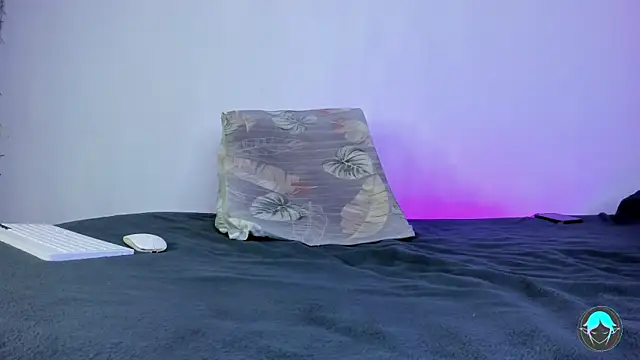 sofi_elfqueen webcam