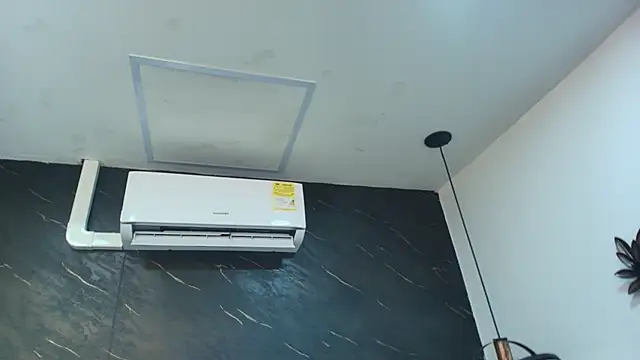 kissme_luna webcam